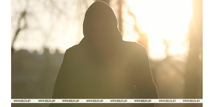 Не закрывать долги, не поддаваться шантажу. Психолог дал советы родственникам игроманов
