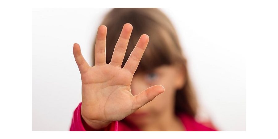 Как распознать интернет-груминг и уберечь ребенка от сексуального насилия?