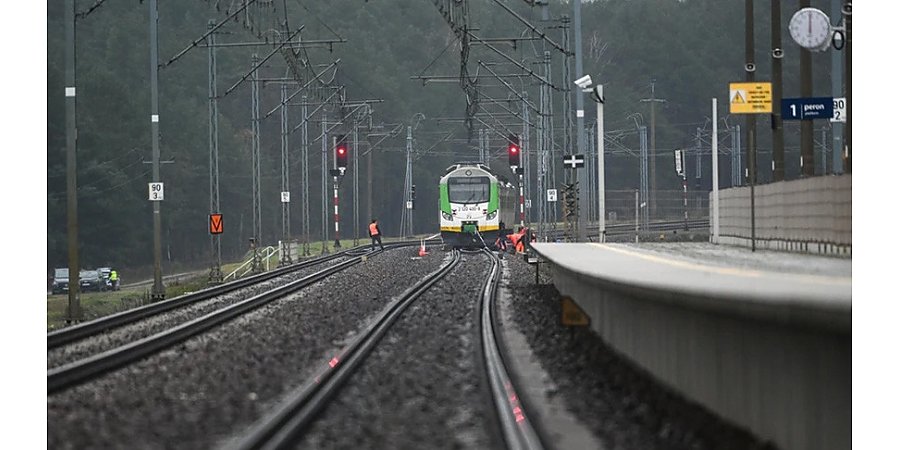 В Польше начали операцию по охране критической инфраструктуры после повреждения железной дороги