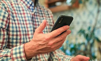Мужчина хотел познакомиться с девушкой и потерял 28 тысяч долларов