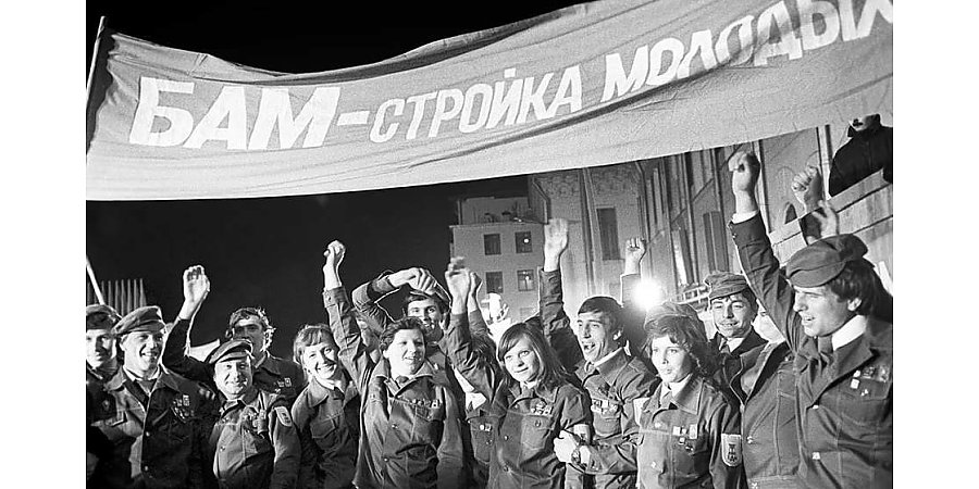 Сквозь десятилетия: архивные кадры ко Дню белорусских студотрядов