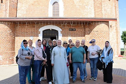 В рамках ознакомительного тура Зельвенский район посетили туристические операторы Москвы и Московской области