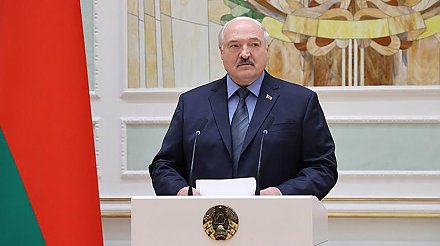 "Стрелять - крайний метод". Александр Лукашенко о стремлении дипломатическим образом урегулировать отношения с соседями