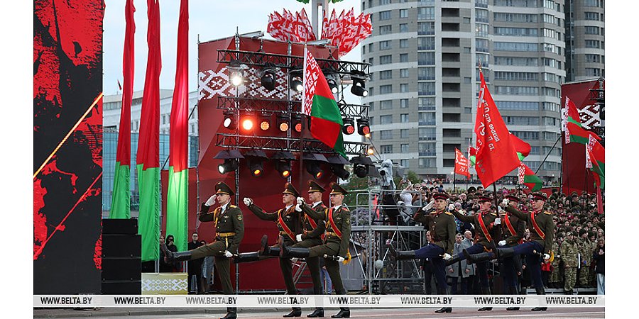 Александр Лукашенко прибыл на военный парад в честь 80-летия Великой Победы в Минске
