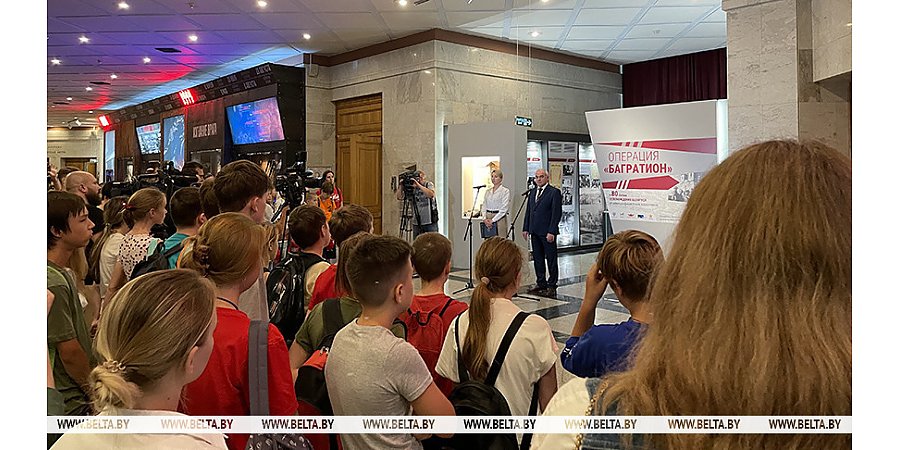 Раритеты и предметы быта партизан: выставка об операции "Багратион" открылась в Москве