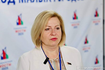 Третий день IV Съезда малых городов Гродненской и Нижегородской областей начался с брифинга для СМИ
