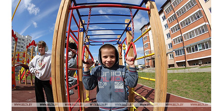 Спорт, экскурсии, мастер-классы. В Беларуси начались школьные каникулы