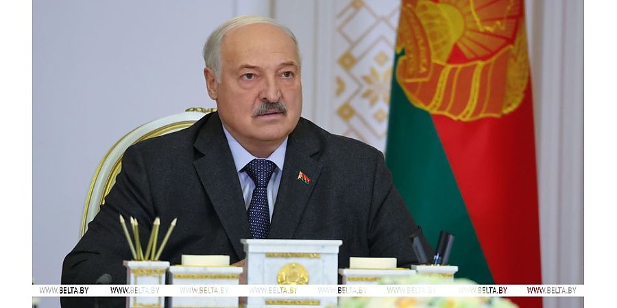 Спецназ из отличников, стратегия с Китаем, (не)кадровый день и сердце микроэлектроники. Итоги недели Президента