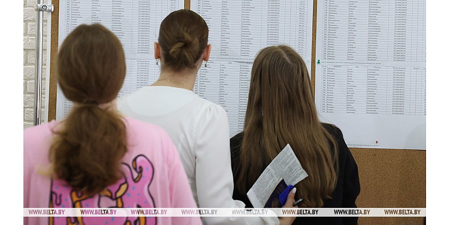 "Более 600 стобалльных результатов". Сегодня станут известны итоги первого ЦЭ