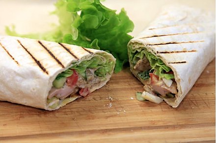 Экспериментируем с лавашом. Шаурма по-домашнему