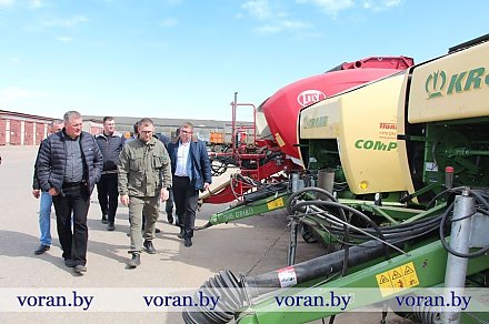 Косовица спросит строго. В сельхозпредприятиях Вороновского района прошел смотр техники, занятой на зеленой страде 