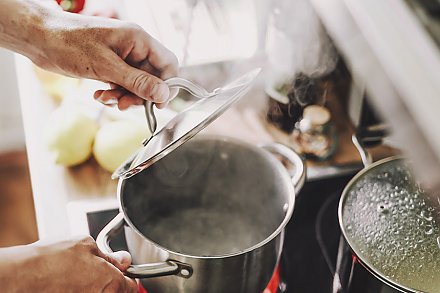 Эксперт рассказала, какие витамины теряют свои свойства при термообработке продуктов животного происхождения