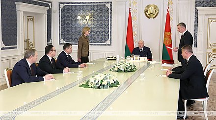 Правительство, Администрация Президента, НАН, местная вертикаль и министерства. Подробности громких назначений у Александра Лукашенко