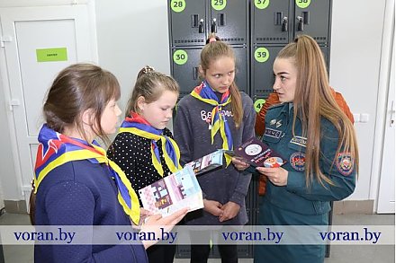 «Не оставляйте детей одних!» Об этом взрослым напоминают вороновские спасатели