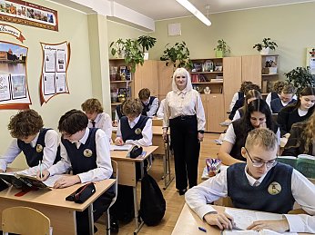 Как педагоги распознают домашние задания от нейросетей