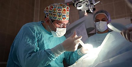 Александр Лукашенко: усилиями многих поколений медиков в Беларуси выстроена эффективная система оказания медпомощи