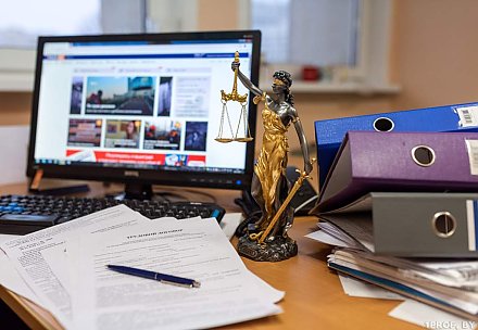 Как заменить отпуск денежной компенсацией и можно ли перенести часть отдых на следующий год? «Отпускные» вопросы разъяснила правовой инспектор