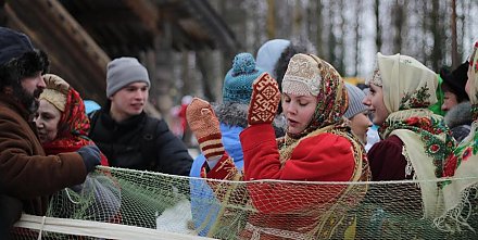 Масленичная неделя в 2026-м: традиции каждого дня и приметы