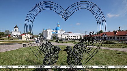 "Приходится спасать наши вековые устои". Почему Александр Лукашенко уделяет столько внимания монастырям