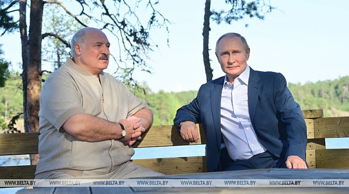 Александр Лукашенко и Владимир Путин продолжают неформальное общение на Валааме