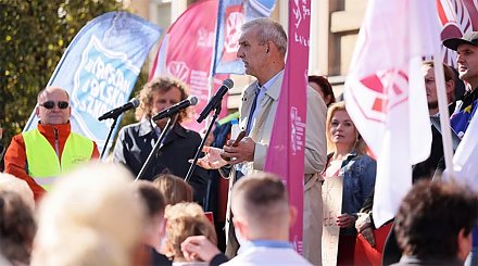 Союз учителей Польши объявил о намерении провести 1 сентября демонстрацию с требованием улучшить условия труда