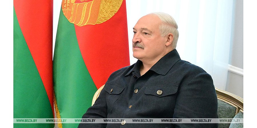 Александр Лукашенко провел встречу с Президентом Индонезии Прабово Субианто