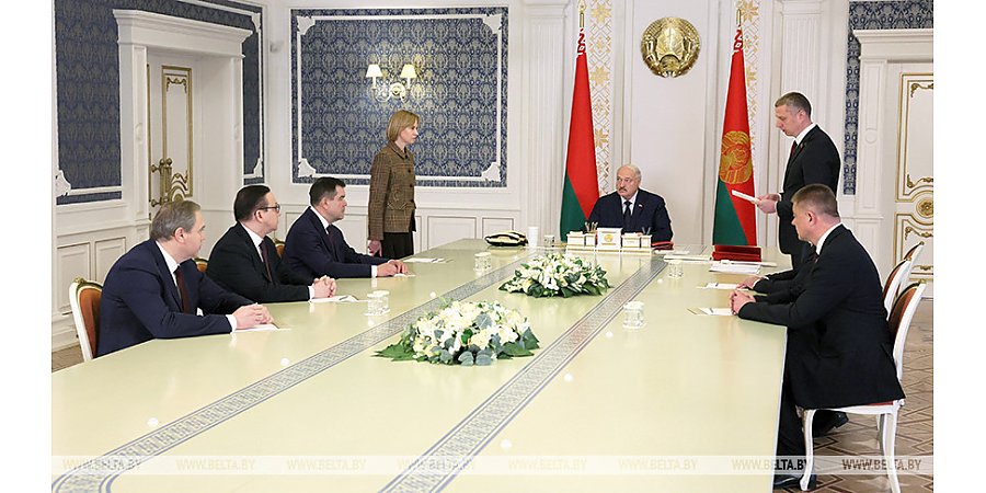Правительство, Администрация Президента, НАН, местная вертикаль и министерства. Подробности громких назначений у Александра Лукашенко