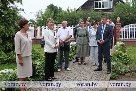 Работать в связке на благо людей. На базе агрогородка Заболоть прошло совместное выездное заседание президиума Вороновского районного Совета депутатов и Вороновского райисполкома