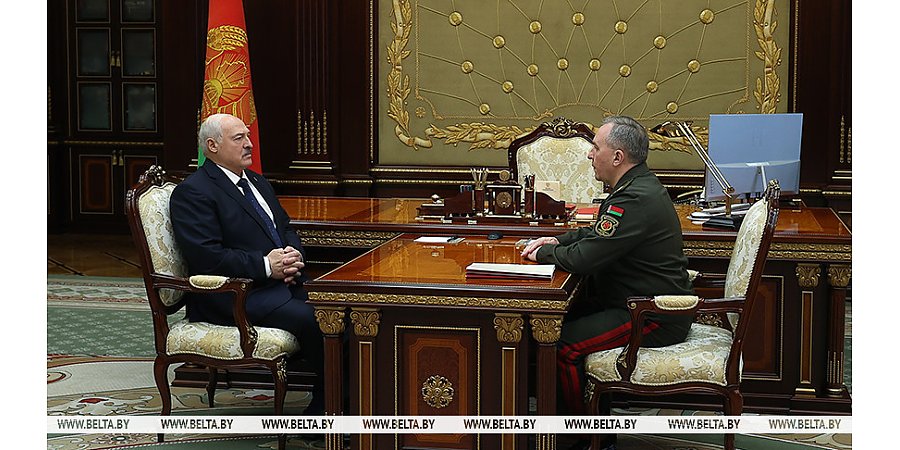 Кадровый вопрос и выводы после проверки ВС. Александр Лукашенко принял с докладом министра обороны
