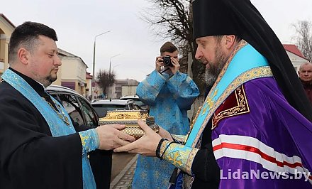 В Лиду прибыл ковчег с частицей Пояса Пресвятой Богородицы