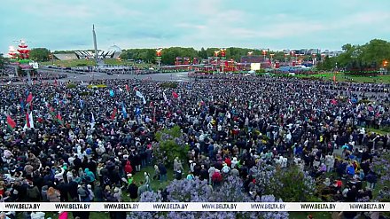 Александр Лукашенко: Беларусь проводит парад во славу тех, кто не дрогнул и сломил мощь гитлеровской Германии