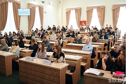 Как уберечь молодежь от кибербуллинга и наркоторговли: диалог педагогов и правоохранителей