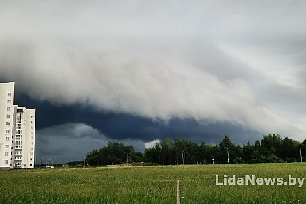 Оперативное предупреждение на 28 июля – ожидаются грозы, ливни, шквалистый ветер. Даны рекомендации для населения