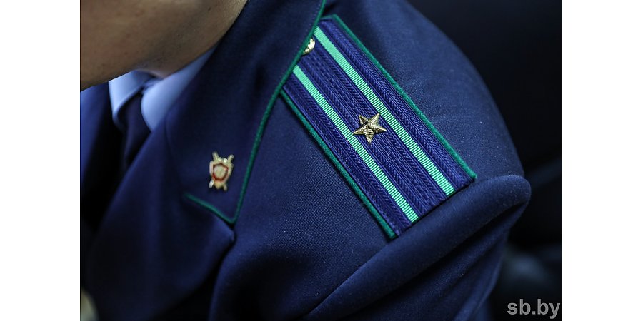 Генпрокуратура Беларуси признала экстремистским логотип иностранного бренда одежды — что не так с черным орлом