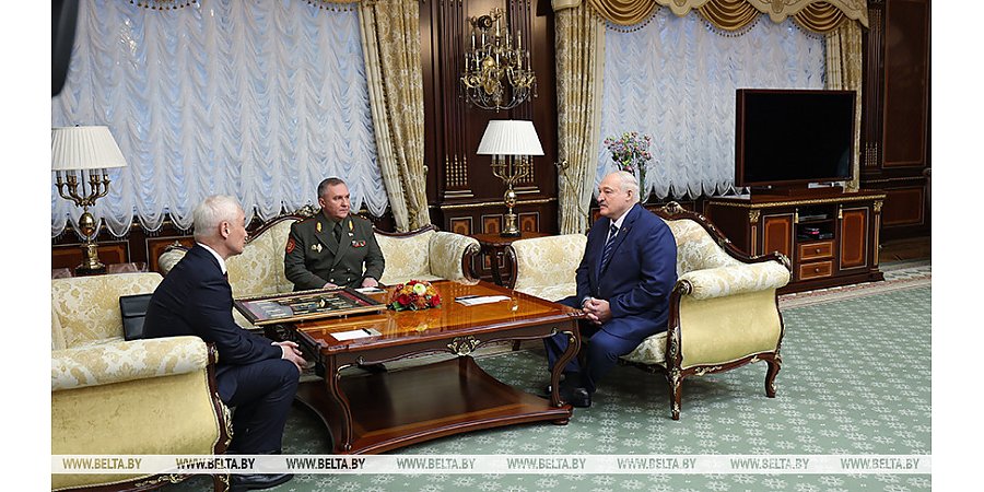 Александр Лукашенко о предстоящих военных учениях с Россией: ни на кого нападать не собираемся