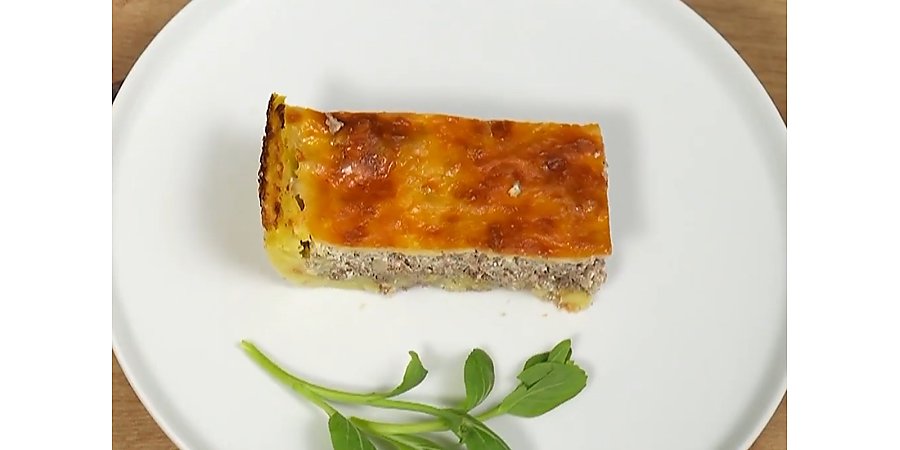 Не банально, сытно и очень вкусно: рецепт картофельного тарта с сочной начинкой из говяжьего сердца