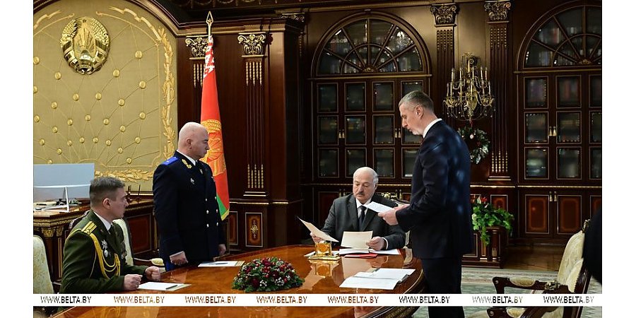 Саммиты в Питере, назначения и доклады силовиков, новогодний бал. Итоги недели Президента