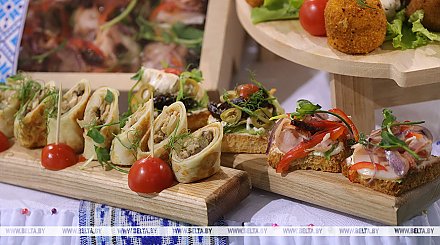 Врач рассказала о главном правиле удачного застолья. А вы его знаете?