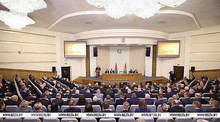 Александр Лукашенко: моя цель, как и раньше, - сохранить деревню. Не будет деревни - не будет государства