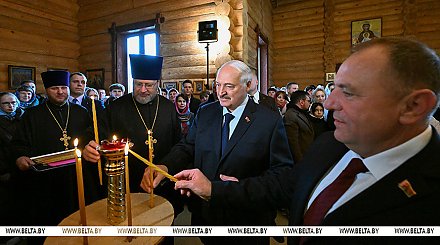 Пасхальная свеча, биотехнологии, кадровый день и посольские грамоты. Итоги недели Президента