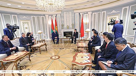 Александр Лукашенко: Беларусь готова развивать сотрудничество с Китаем, реализуя совместные проекты