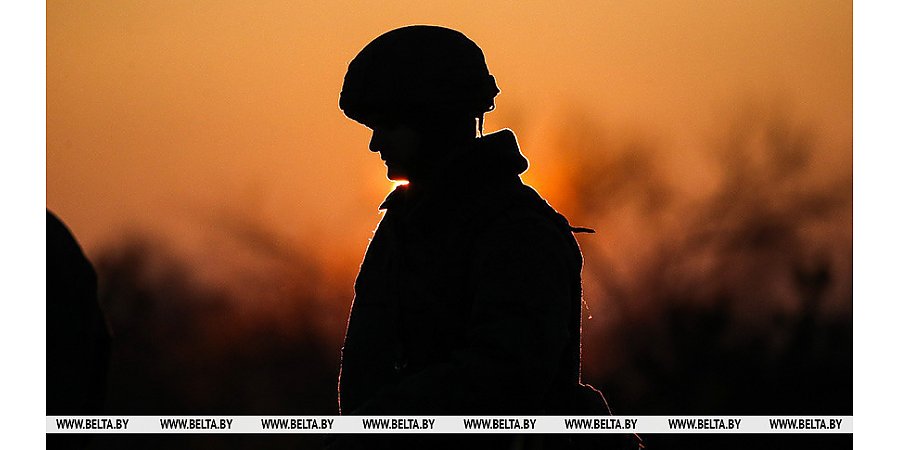 Польский генерал призвал установить минные поля на границе с Беларусью и Россией