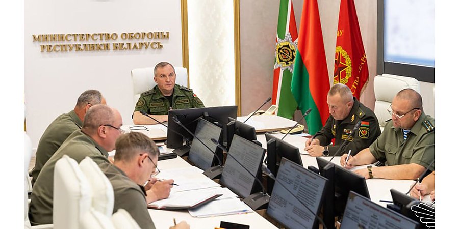 Посетили каждое хозяйство. Хренин обсудил с военкомами выполнение поручений Президента по уборочной