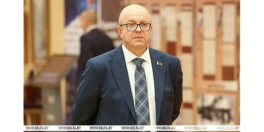 Дмитрий Жук встретился с блогерами в формате «диалог на равных»