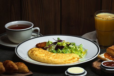 Нутрициолог рассказала, чем и в какое время лучше завтракать