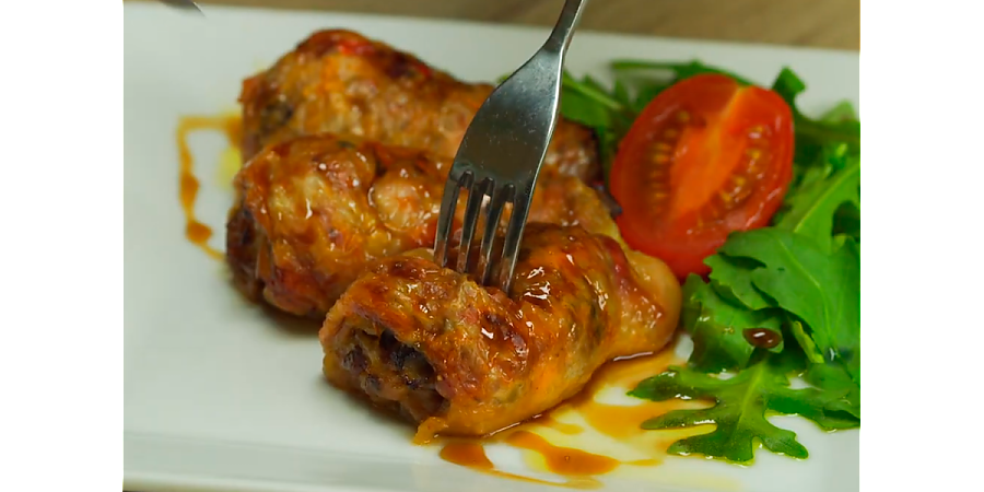 Сочно, эффектно, несложно: рецепт фаршированных куриных ножек с золотистой корочкой