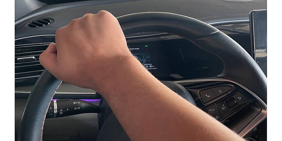 ГПК: въезда в Евросоюз ожидают свыше 2,5 тыс. грузовых и легковых автомобилей