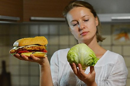 Ты то, что ты ешь: какая еда негативно сказывается на здоровье мозга