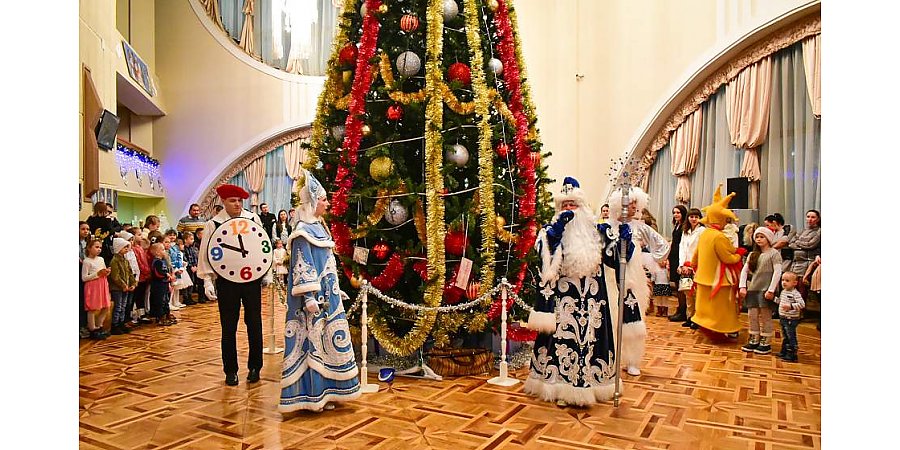 Чебурашка и Новый год. Чем удивит детей новогодний праздник в Гродненском областном драмтеатре