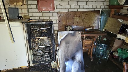 В Вороновском районе горел жилой дом